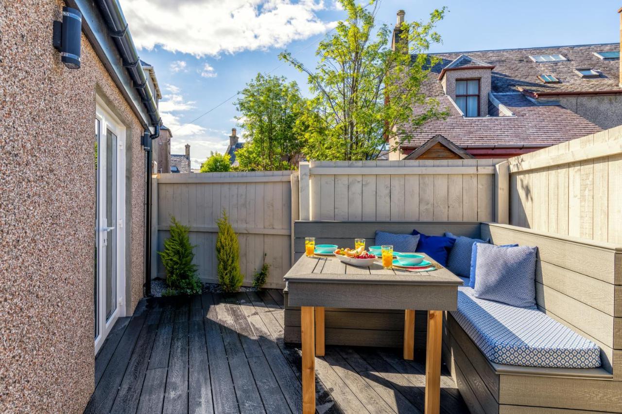 Relax In Super Size Copper Tub - 2 Bedroom Villa Inverness Exterior photo
